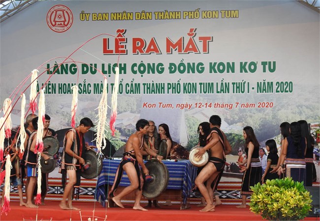 
Kích cầu du lịch, Kon Tum ra mắt làng du lịch cộng đồng Kon Kơ Tu (14/7/2020)